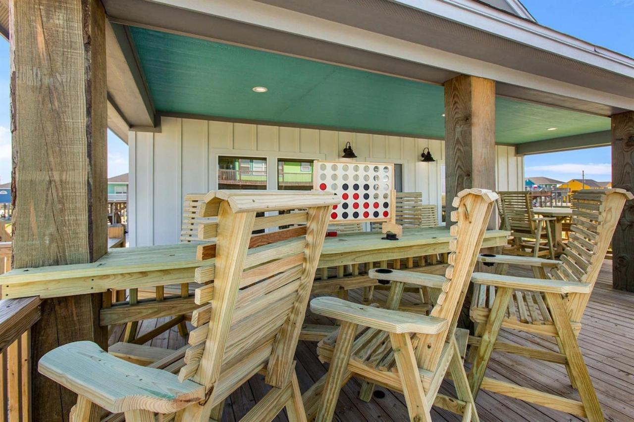 The Breezy Turtle Villa Crystal Beach Exteriör bild